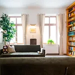 Theleaf - Design Apartment & Cafe