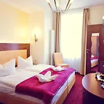 Hotel Arena City