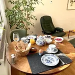 Zentrumsnahe Leipzig-Apartments, Nahe Ufz Und Bmw Inkl Parkplatz Und Fahrraeder