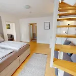 Helle Ferienwohnung In 1A Lage