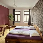 Homeplanet Hostel