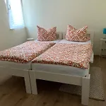 Die Senfbude - Wunderschoene Apartments Fuer 4 Personen Mit Terrasse & Stellplatz