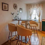 Wohnen Ueber Einem Mediterranen Restaurant,Apartment 2 Oder 3