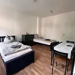 City Apartment- Neuschoenefeld