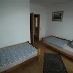 Wie Zuhause Gemuetliche 2-Zimmerwohnung 65 M2 Mit Grosser Kueche 4 Betten De, Pl, En