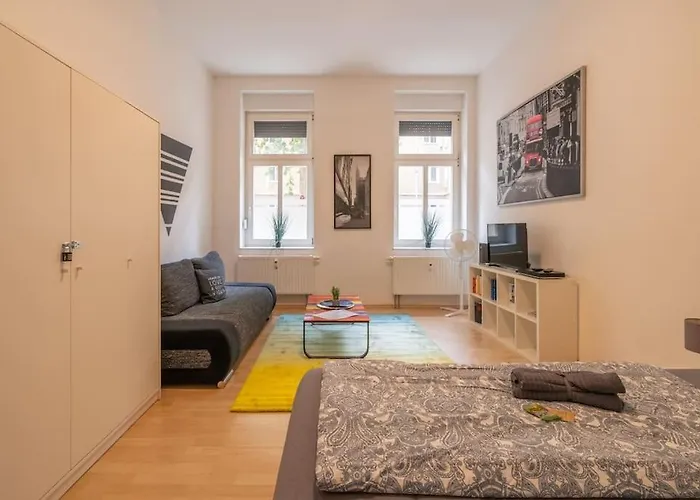 Zentrales Gemuetliches Apartment In Der Suedvorstadt