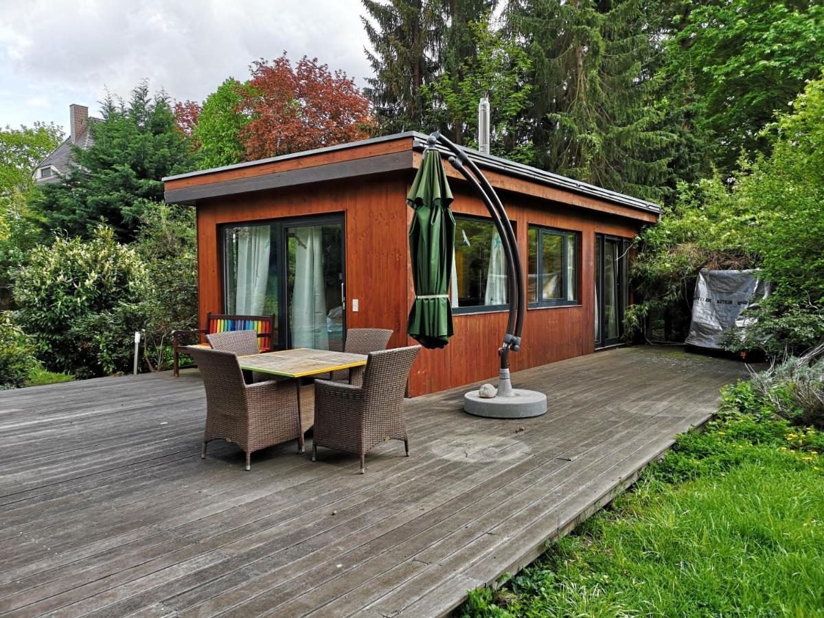 Mit Pool Und Grossem Garten Couette-café Leipzig