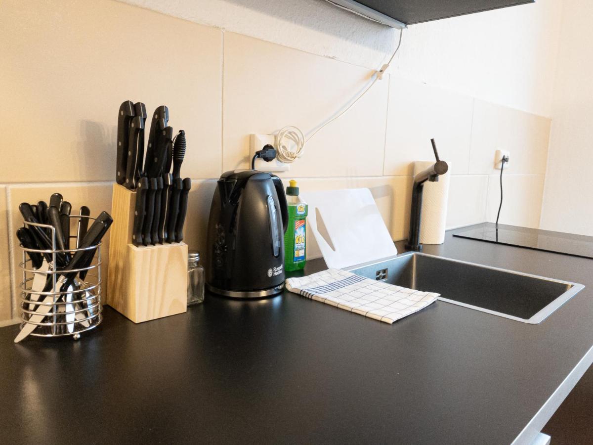 Appartement Komfortables Nah An Porsche & Flughafen - Schreibtisch, Sehr Schnelles Internet & Queensize-bett Leipzig