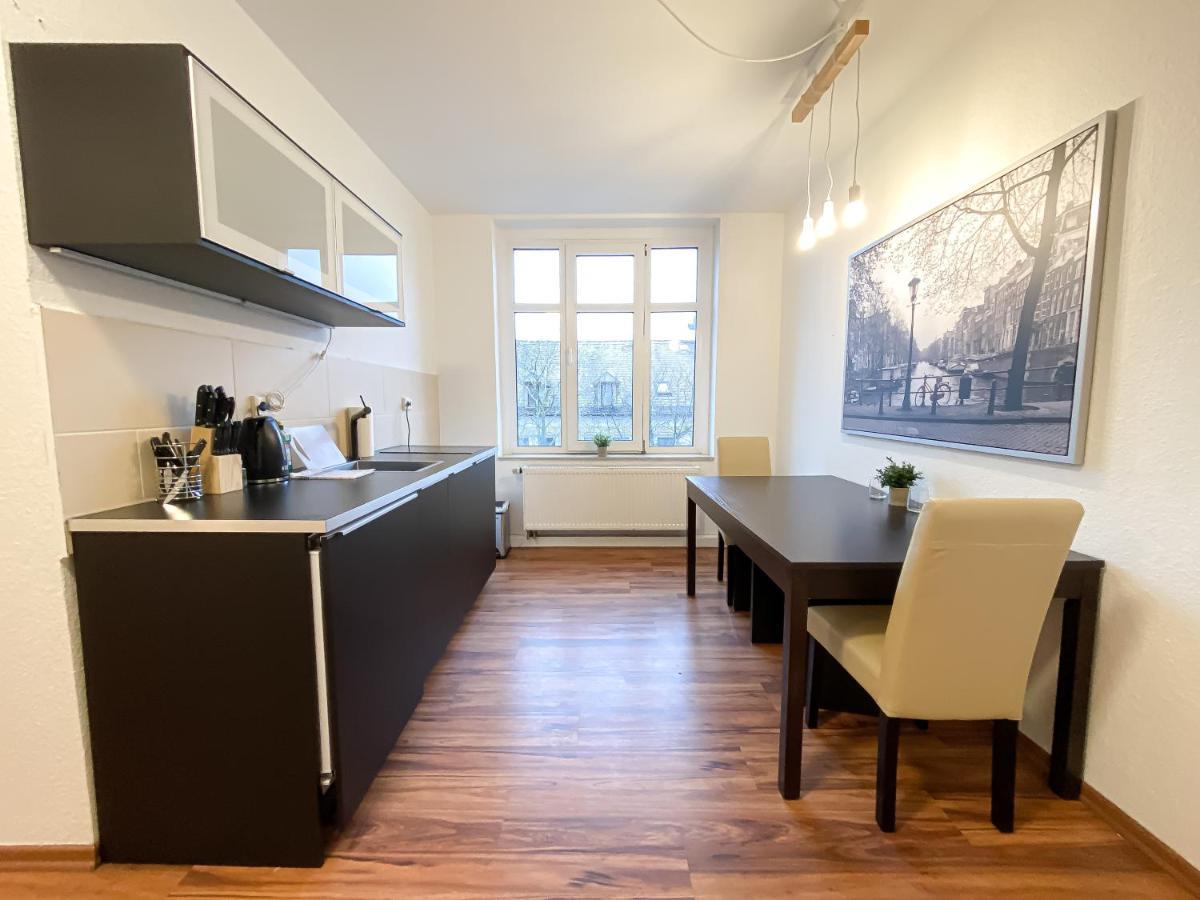 Appartement Komfortables Nah An Porsche & Flughafen - Schreibtisch, Sehr Schnelles Internet & Queensize-bett Leipzig