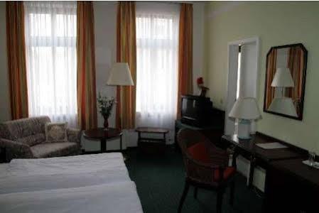 Adagio Hotel