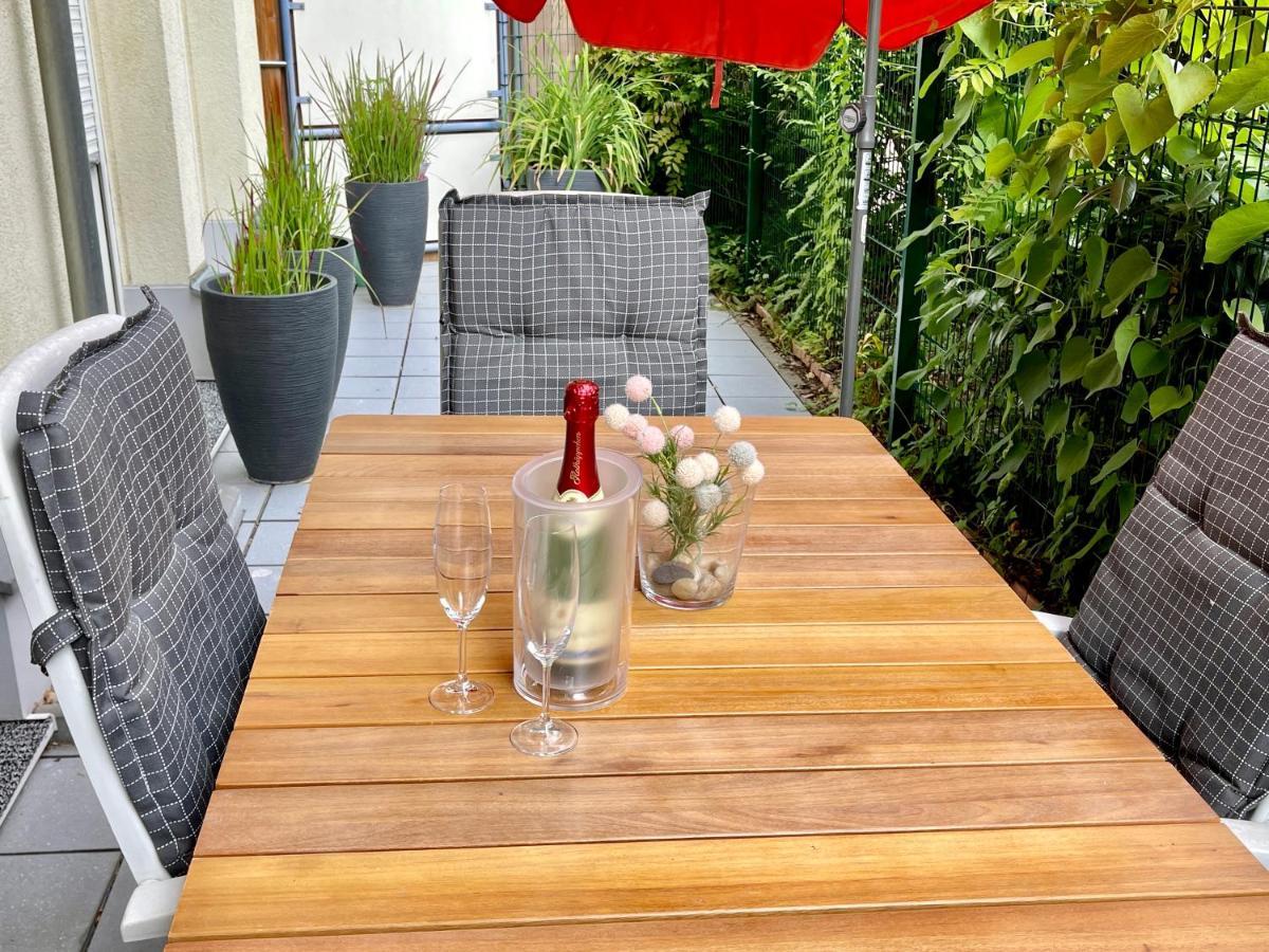 Sonnige Im Zentrum Mit Terrasse U Tiefgarage - Netflix & Prime * Leipzig