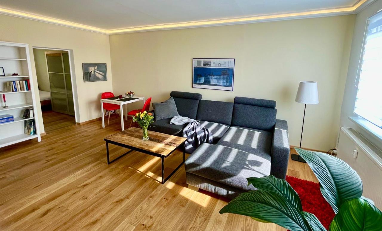 Zentrumsnahe Leipzig-Apartments, Nahe Ufz Und Bmw Inkl Parkplatz Und Fahrraeder Appartement