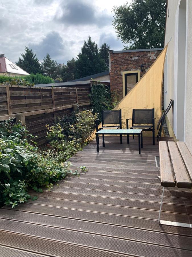 Senfbude - Wunderschoene Fuer 4 Personen Mit Terrasse & Stellplatz Aparthotel *