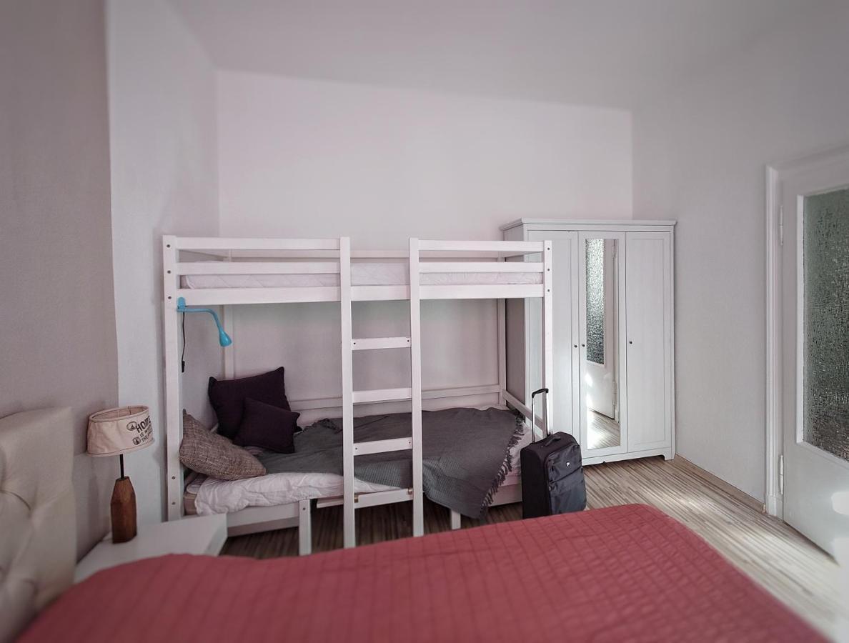 Flat In Neo Country Style Aus Gruenderzeit Bis 6 Person * Leipzig