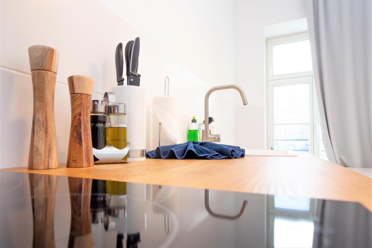 Appartement Luxus-apartment Im Herzen Von - Kostenloser Parkplatz In Videouberwachter Tiefgarage