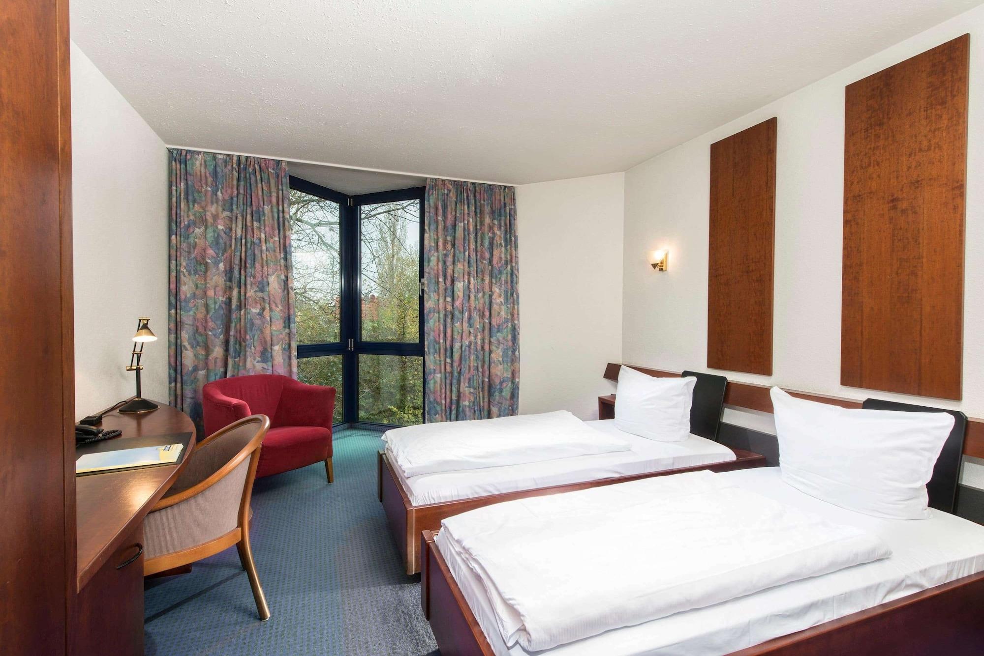 Hotel Days Messe 3*
