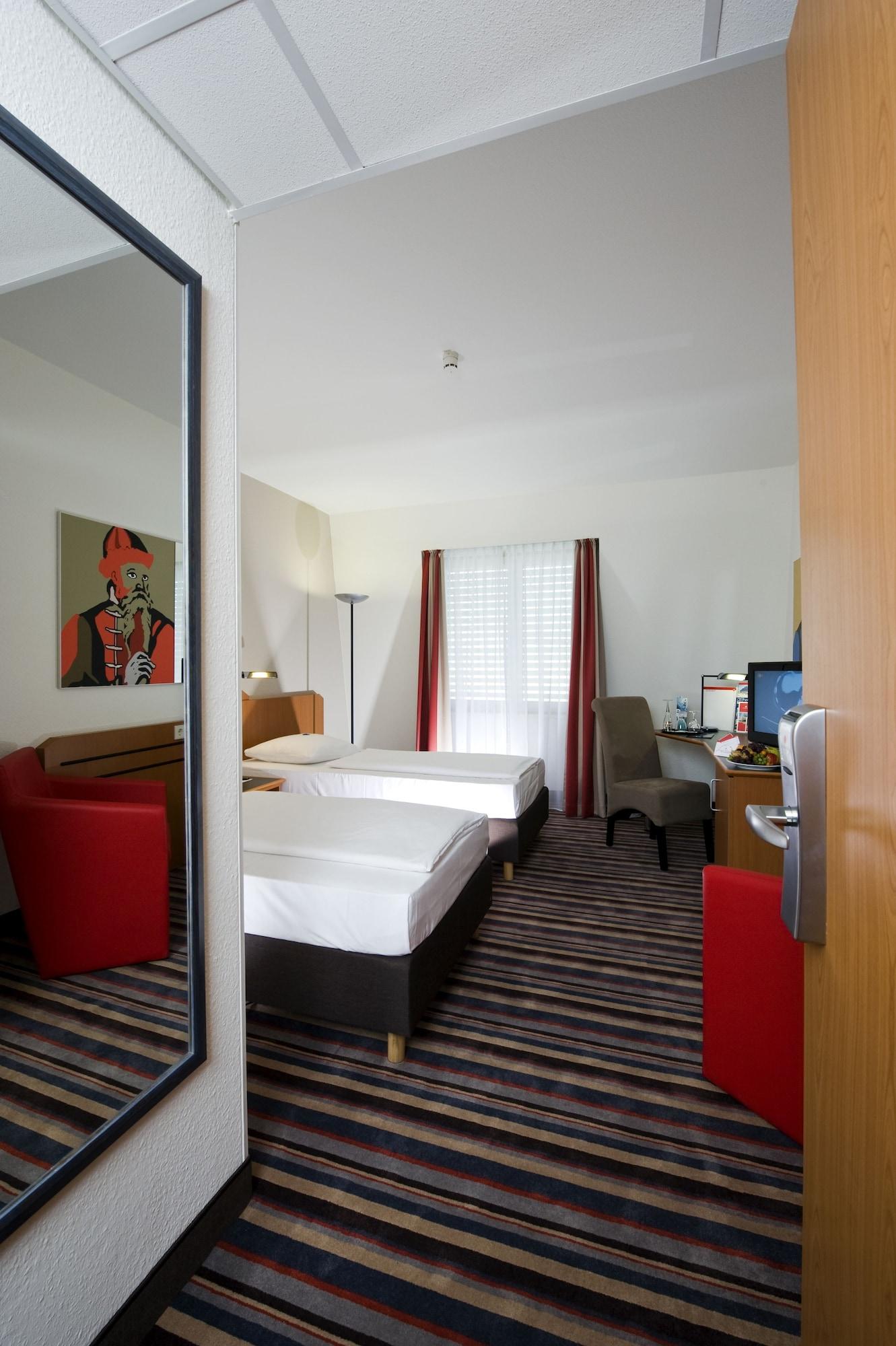 H+ Hotel