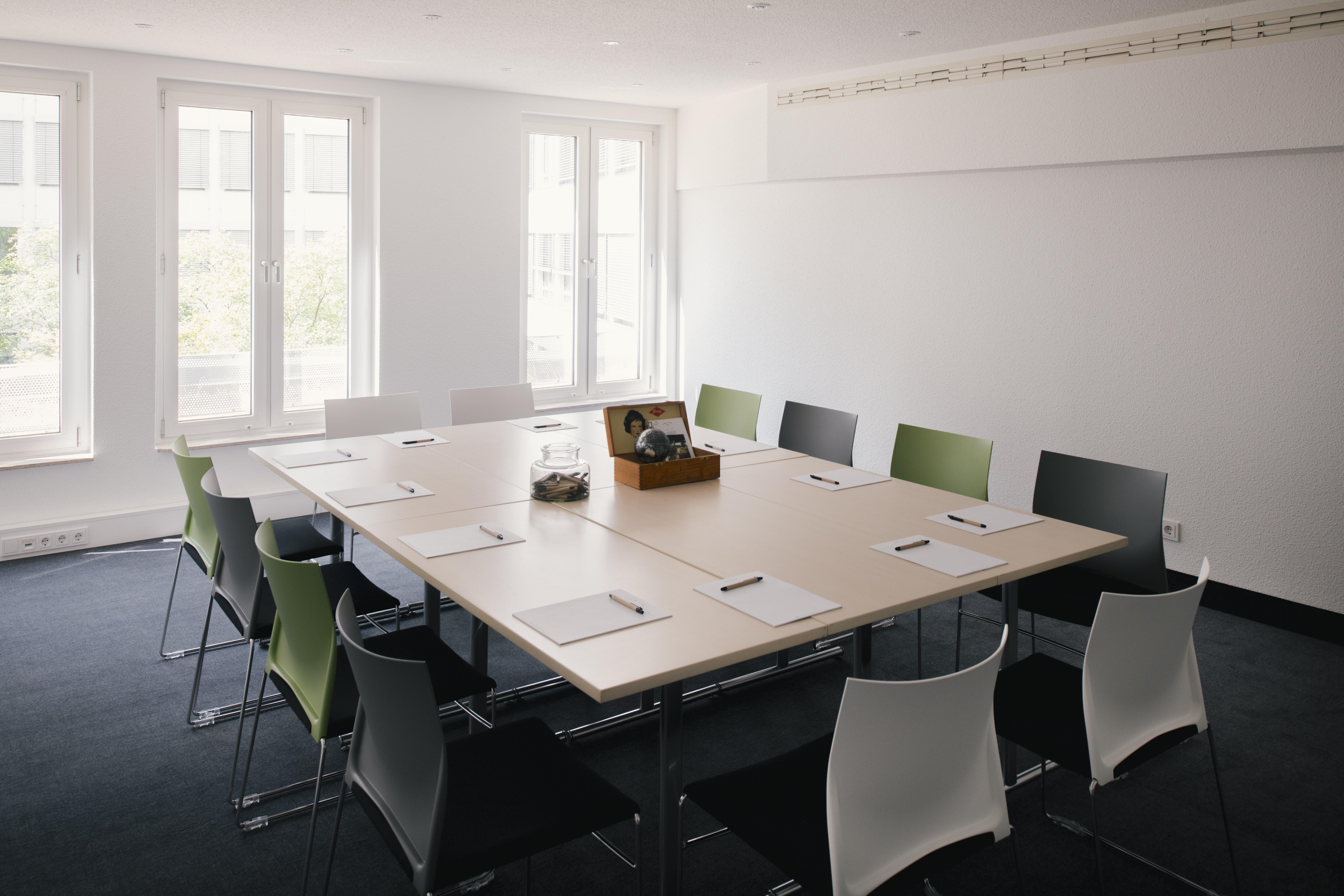 Hotel Vienna House Easy 4*