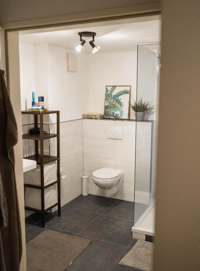 Appartement Ruhiges Mit Grossem Balkon Und Stellplatz Leipzig