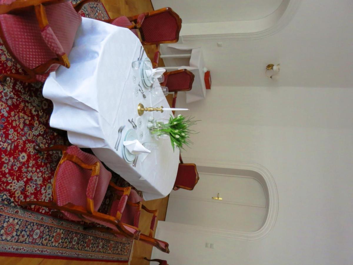Gaestehaus Hotel