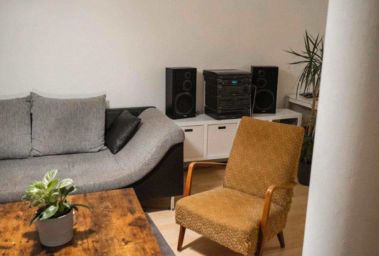 Appartement Ruhiges Mit Grossem Balkon Und Stellplatz Leipzig