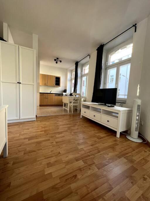 R&l Karl-heine-strasse Og Appartement