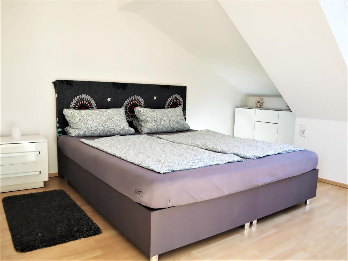 Apartment Kuschelige Dachgeschosswohnung Am Clarapark