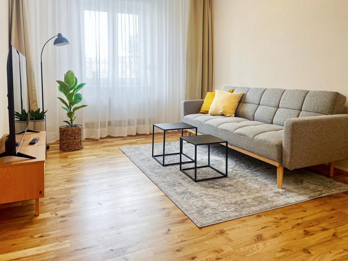 Modern Living - Hbf-naehe, Kostenl. Parken, Kueche, Balkon Leipzig