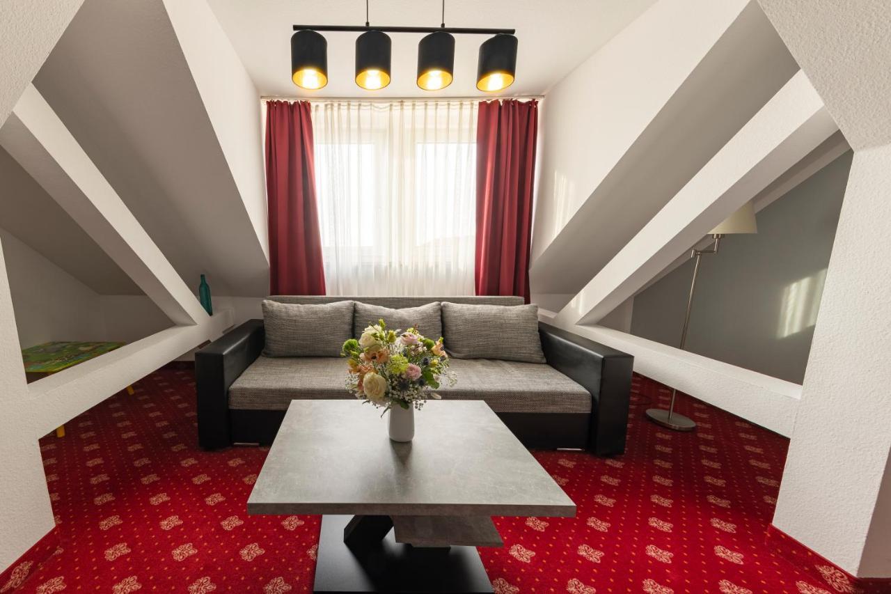 Berlin 3* Leipzig