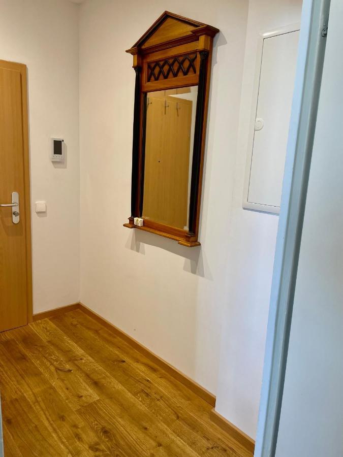 Zentrumsnahe Leipzig-Apartments, Nahe Ufz Und Bmw Inkl Parkplatz Und Fahrraeder Appartement Leipzig