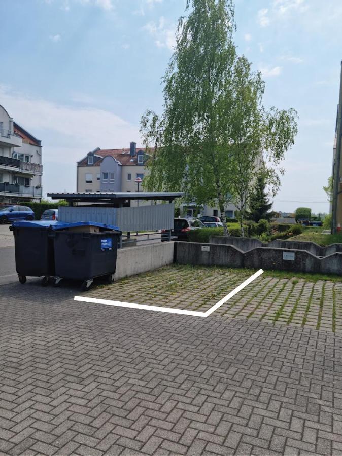 Appartement Brise Business Nahe Leipziger Messe - Porsche - Bmw - Dhl - Wlan - Parkplatz - Business Travelers Only *