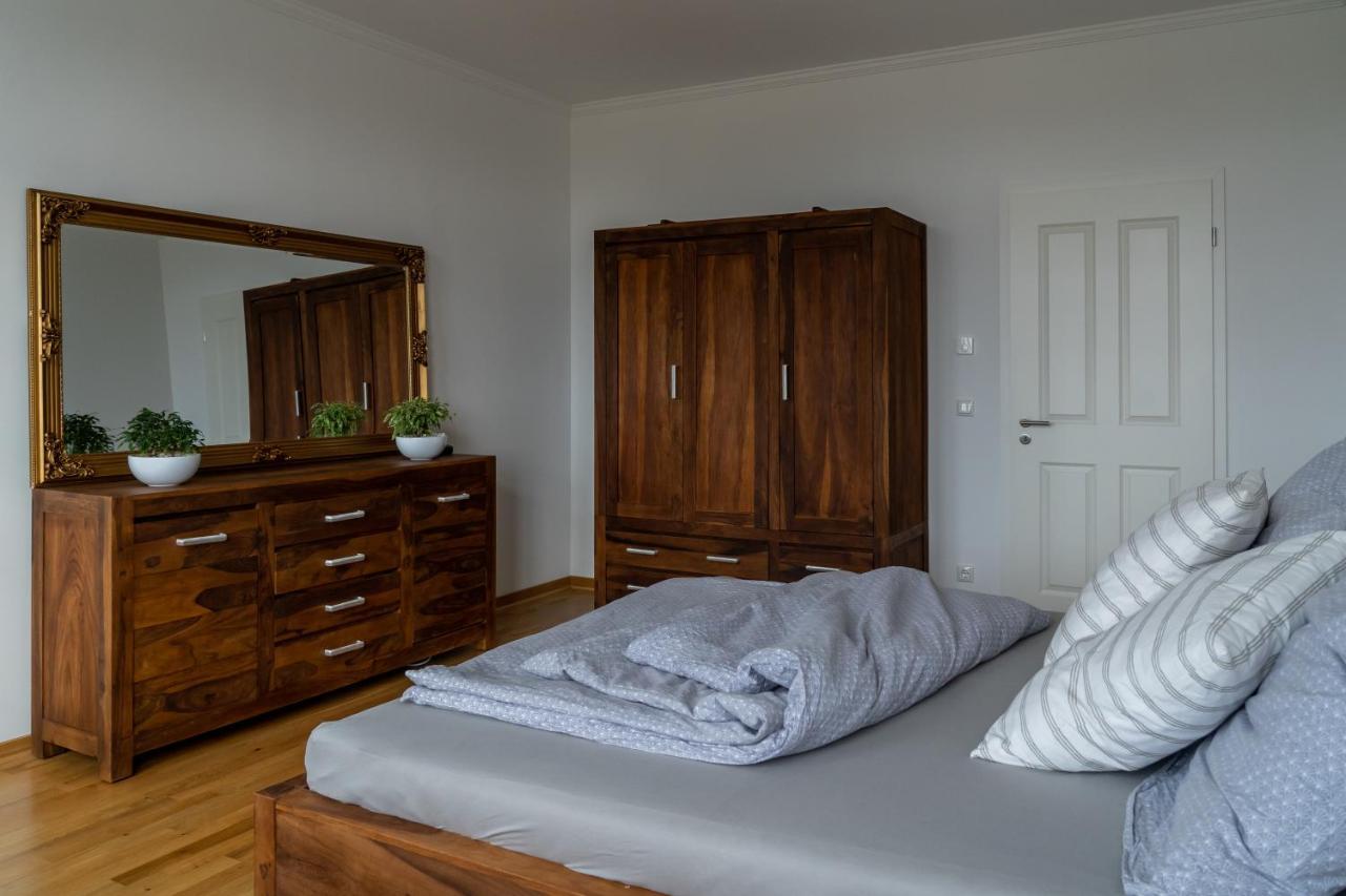 Koenig Residenz Nahe Bmw , Porsche , Dhl Und Messe Appartement *