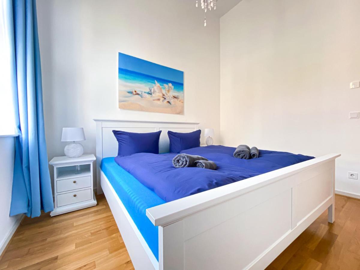 Grosse 3-raum Luxus-unterkunft Mit 2 Badern, Waschtrockner & Kostenfreier Tiefgarage In Innenstadtnahe Apartment Leipzig