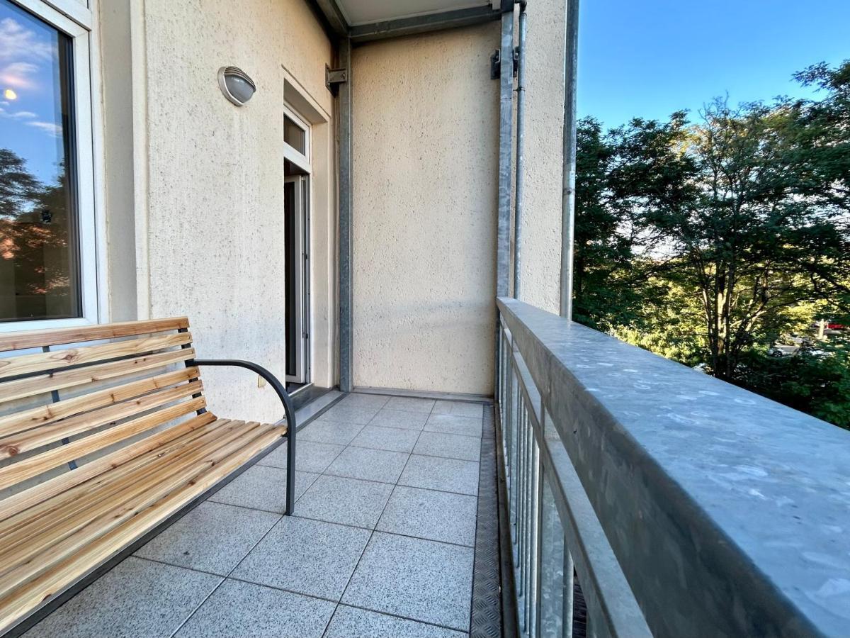 2 Schlafzimmer-balkon-kueche-parkplatz-designerbad Appartement Leipzig