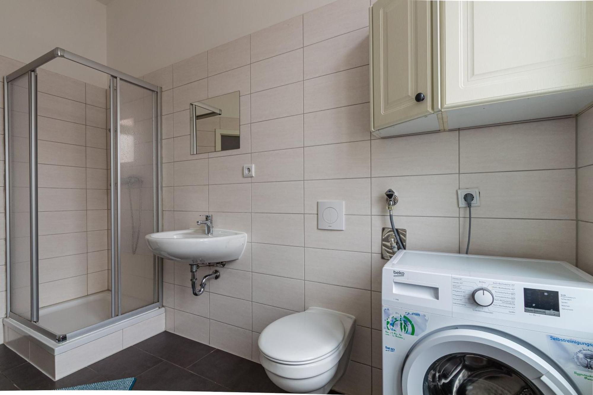 Enjoy Your With Dkn - Mon-sun - Late Night Check-in - Multilanguage - Near Railway Station - Witamy Serdecznie Appartement