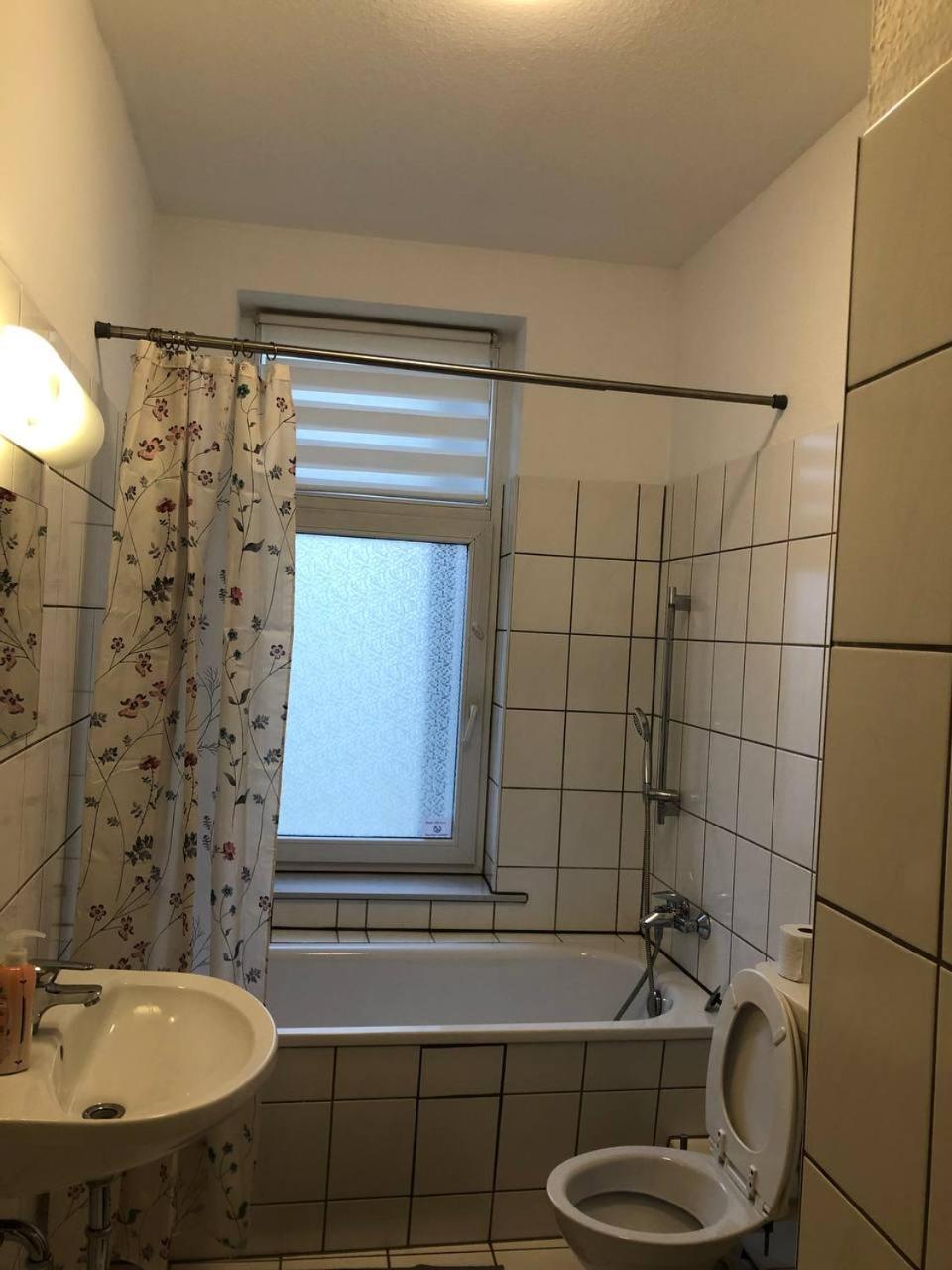 Monteurwohnung In Neuschoenefeld *