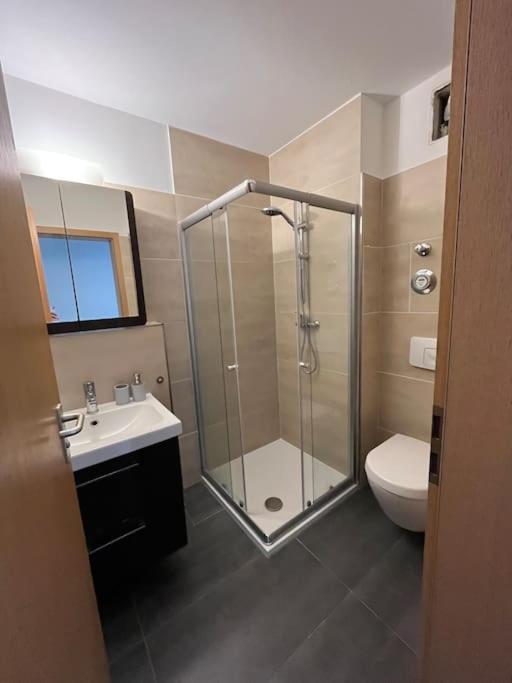 Appartement Am Puls Der Stadt, Inkl Tg-stellplatz & Balkon *
