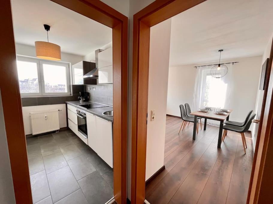Appartement Am Puls Der Stadt, Inkl Tg-stellplatz & Balkon *