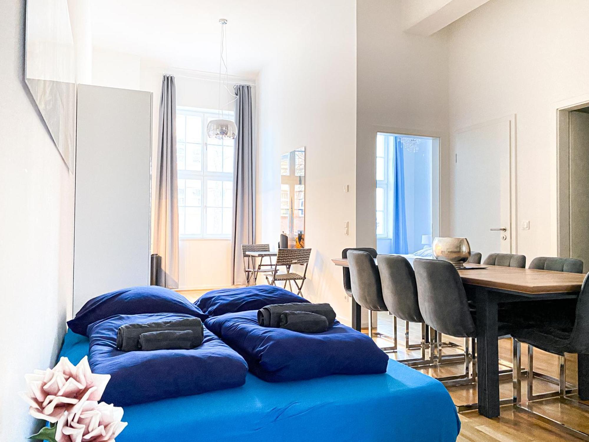 Grosse 3-raum Luxus-unterkunft Mit 2 Badern, Waschtrockner & Kostenfreier Tiefgarage In Innenstadtnahe Apartment Leipzig