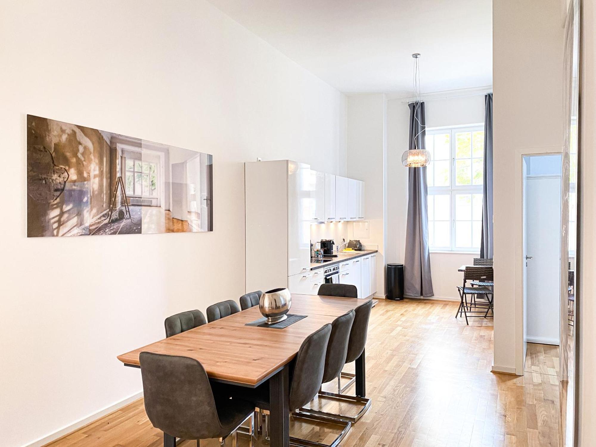 Grosse 3-raum Luxus-unterkunft Mit 2 Badern, Waschtrockner & Kostenfreier Tiefgarage In Innenstadtnahe Apartment Leipzig