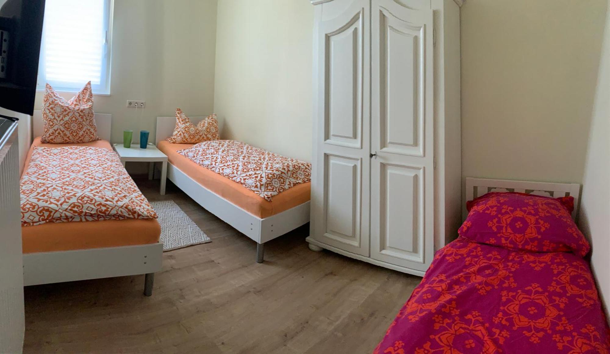 Senfbude - Wunderschoene Fuer 4 Personen Mit Terrasse & Stellplatz Aparthotel