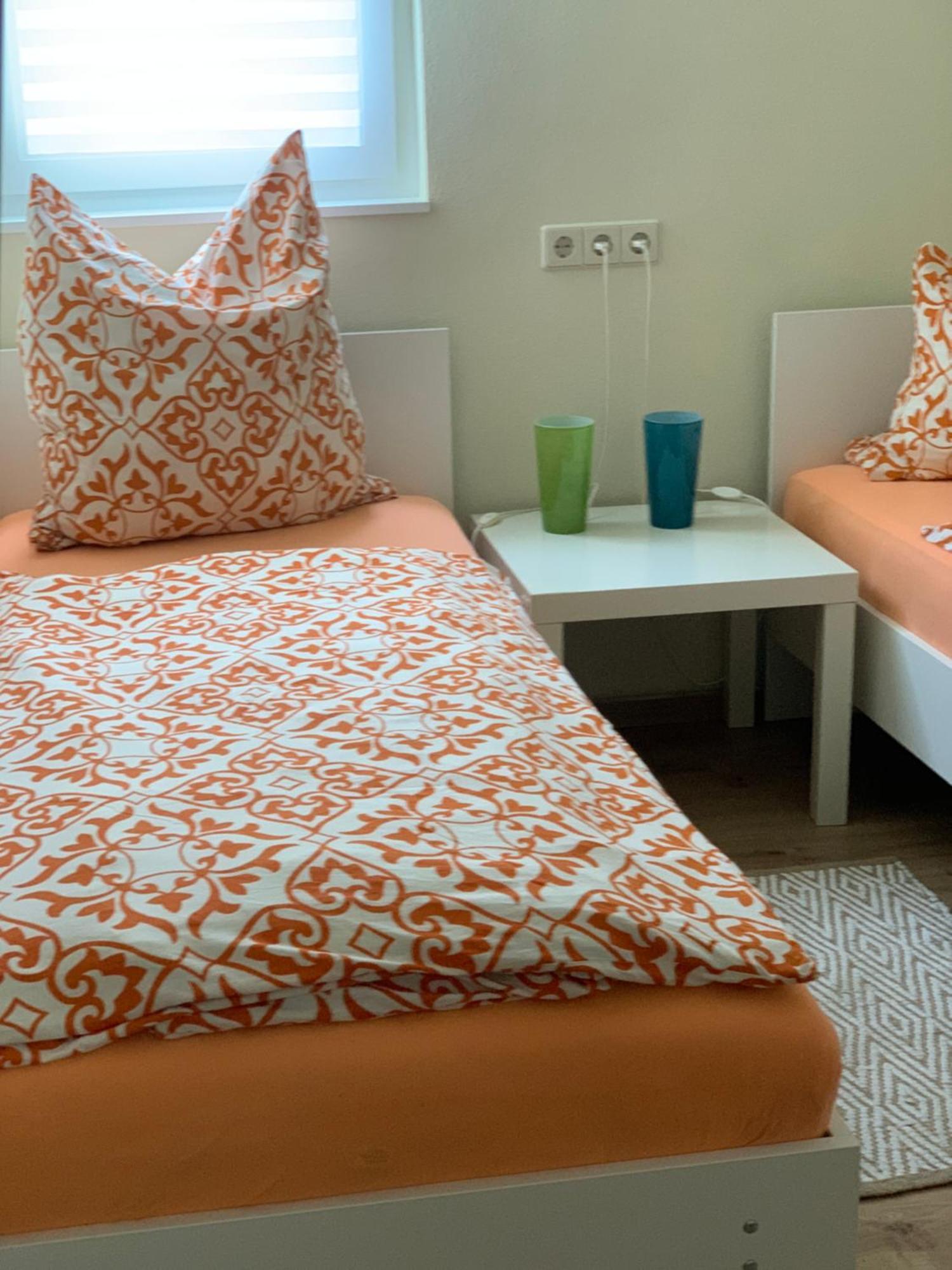 Senfbude - Wunderschoene Fuer 4 Personen Mit Terrasse & Stellplatz Aparthotel