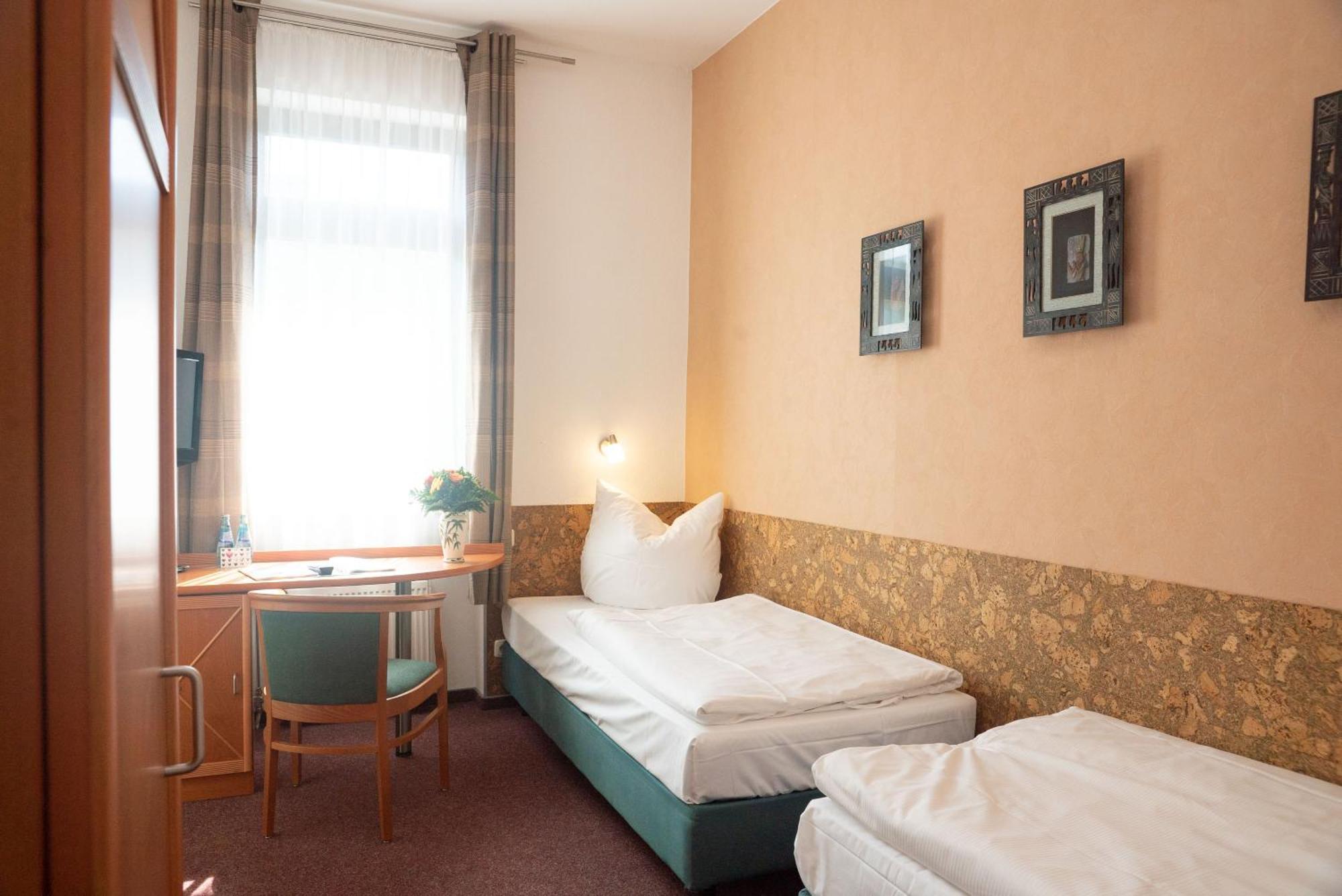Adagio Hotel 3*