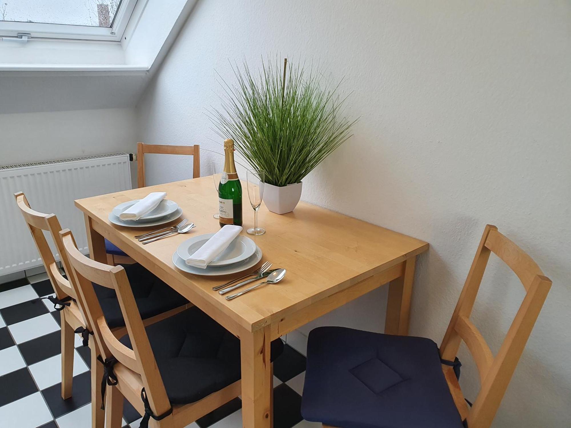 Apartmenthaus Feuerbach * Leipzig