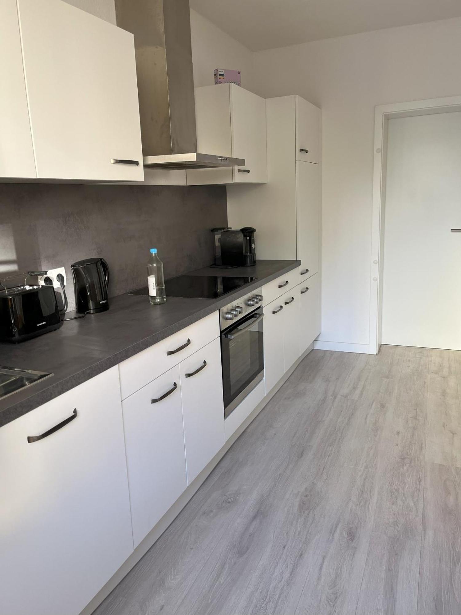 Patama Apartment Leipzig Nord, Naehe Bmw, Porsche, Dhl, Schenker, Siemens, Takraf, Stankt Georg Klinikum *
