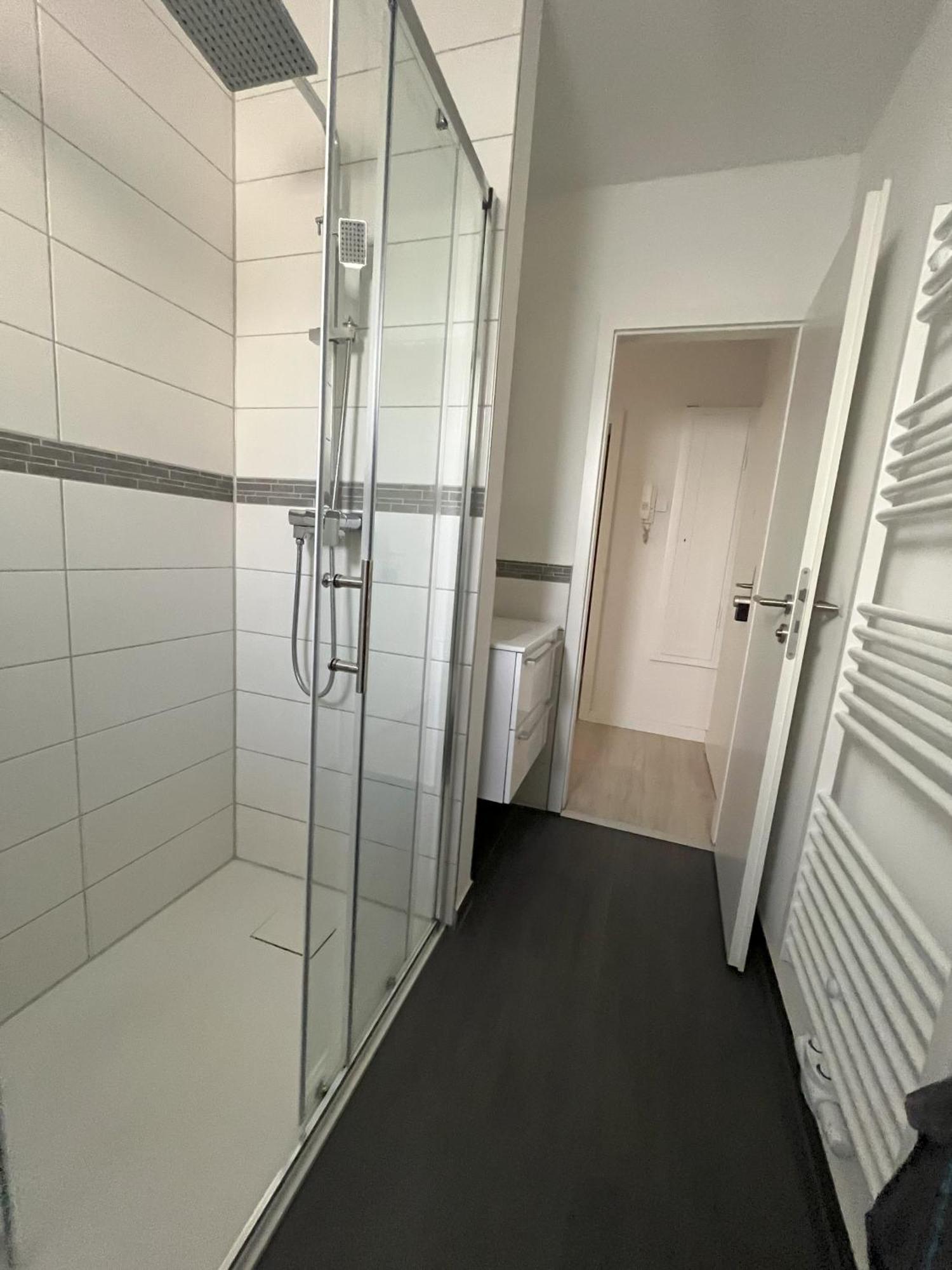 Patama Apartment Leipzig Nord, Naehe Bmw, Porsche, Dhl, Schenker, Siemens, Takraf, Stankt Georg Klinikum Gasthof Leipzig