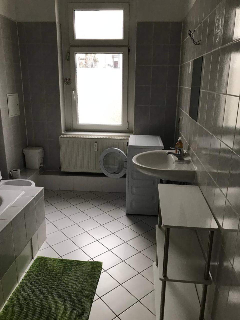 Enjoy Your With Dkn - Mon-sun - Late Night Check-in - Multilanguage - Near Railway Station - Witamy Serdecznie Apartment *