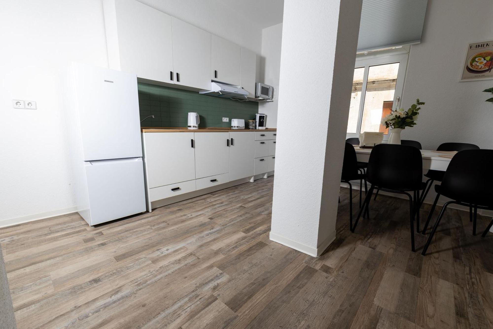 Apartment Modernes 5-zimmer Aparment - 8 Gaeste, Zentrumsnah *