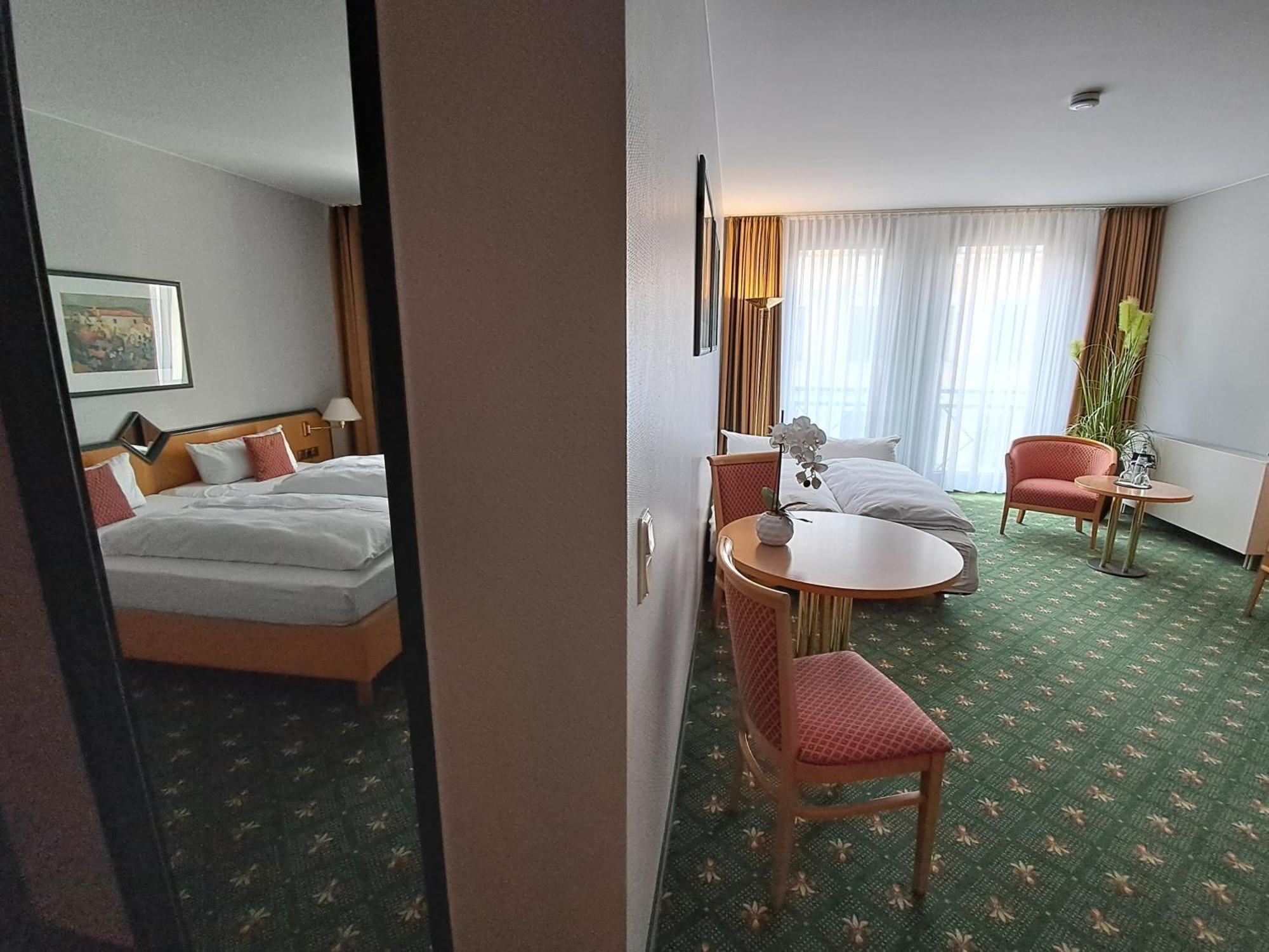 Balance Alte Messe 4*