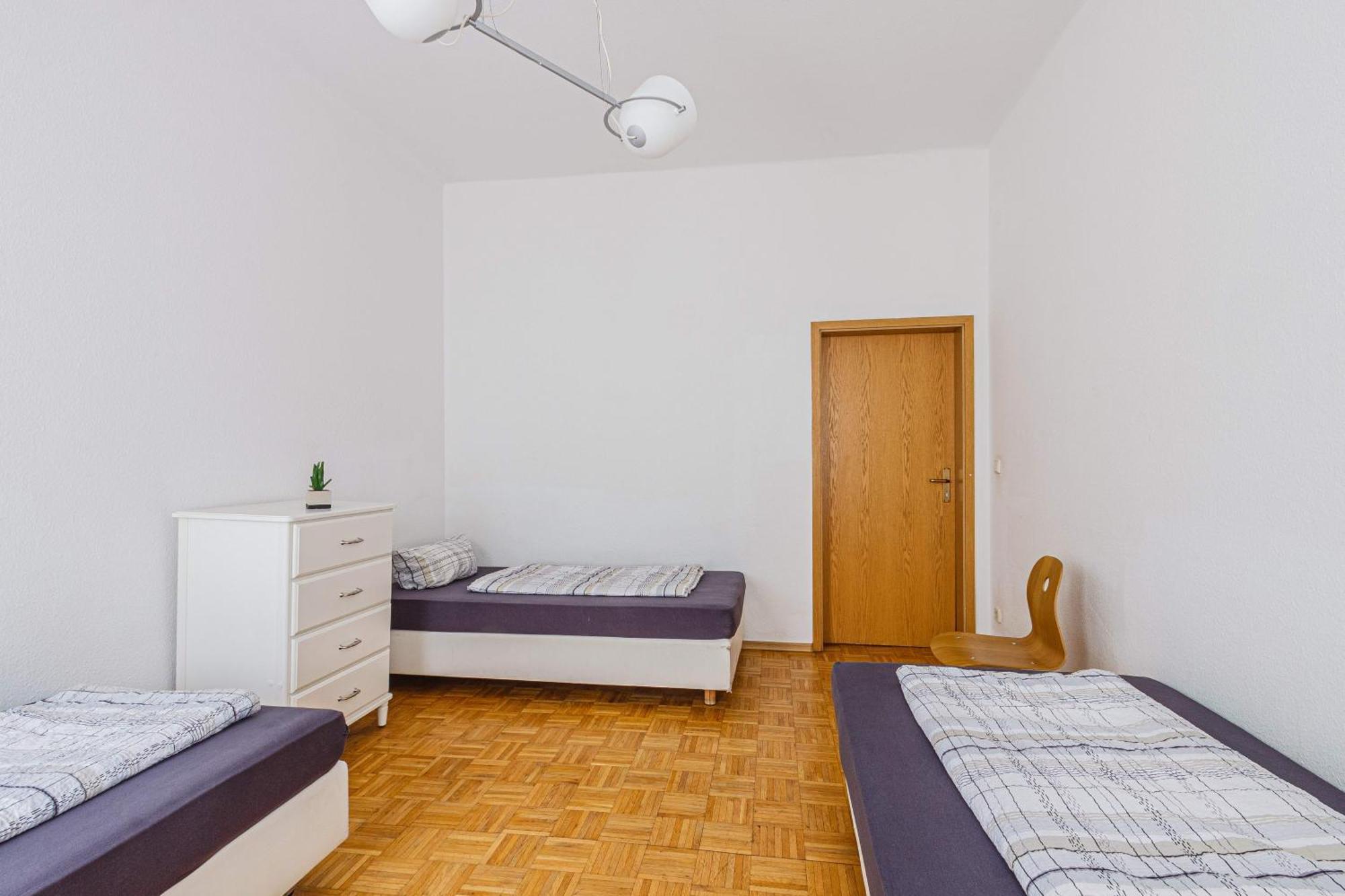 Apartment Enjoy Your With Dkn - Mon-sun - Late Night Check-in - Multilanguage - Near Railway Station - Witamy Serdecznie